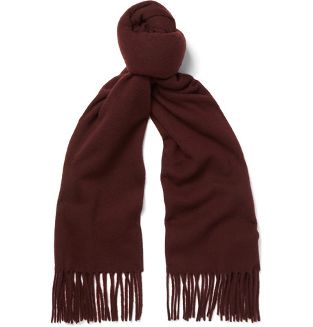 Fashion blogger Shloka Narang features 12 gifts for him this Valentines Day