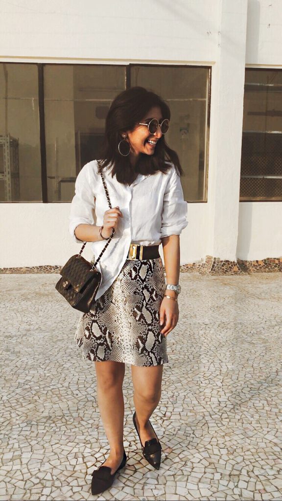 Fashion blogger Shloka Narang of The Silk Sneaker showcases her favourite Mumbai Outfits and street style!