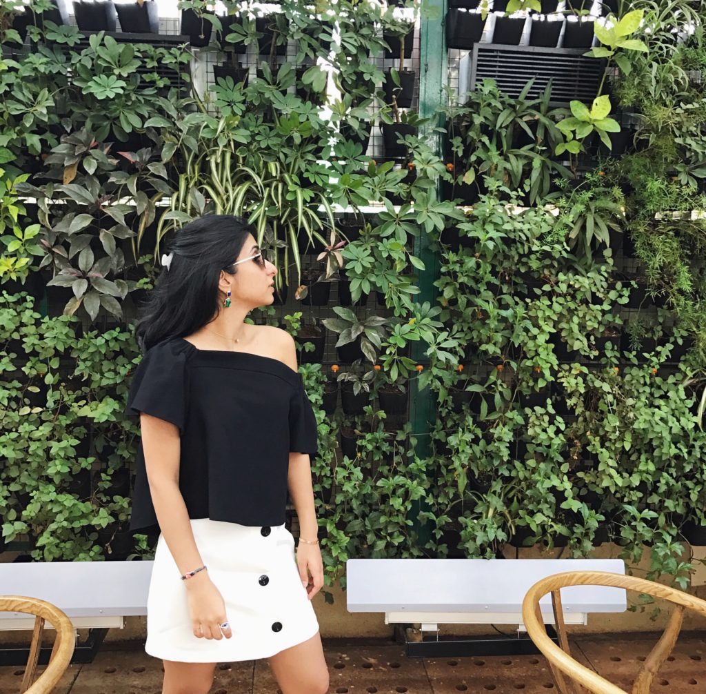 Fashion blogger Shloka Narang of The Silk Sneaker showcases her favourite Mumbai Outfits and street style!
