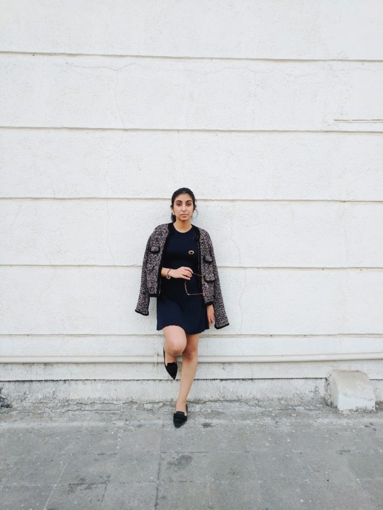 Fashion blogger Shloka Narang of The Silk Sneaker showcases her favourite Mumbai Outfits and street style!