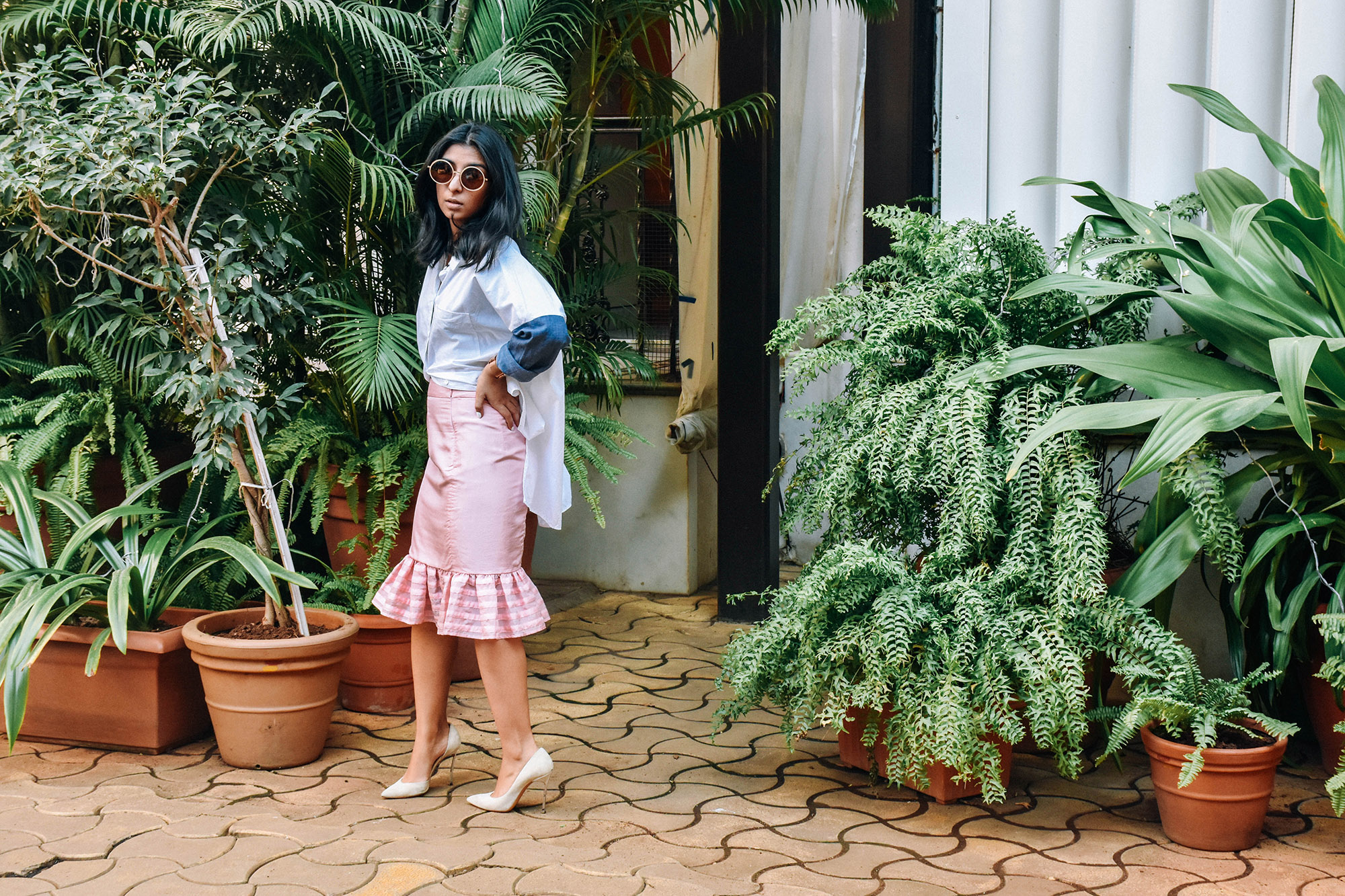 Fashion blogger Shloka Narang of The Silk Sneaker styles Rahul Mishra Spring Summer 2017 collection