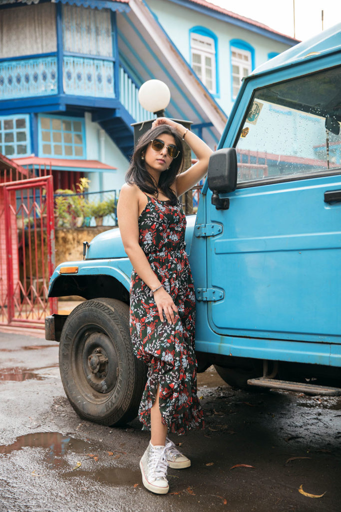 Fashion Blogger Shloka Narang of The Silk Sneaker showcases the best sunglasses for summer 2017 with Sunday Somewhere