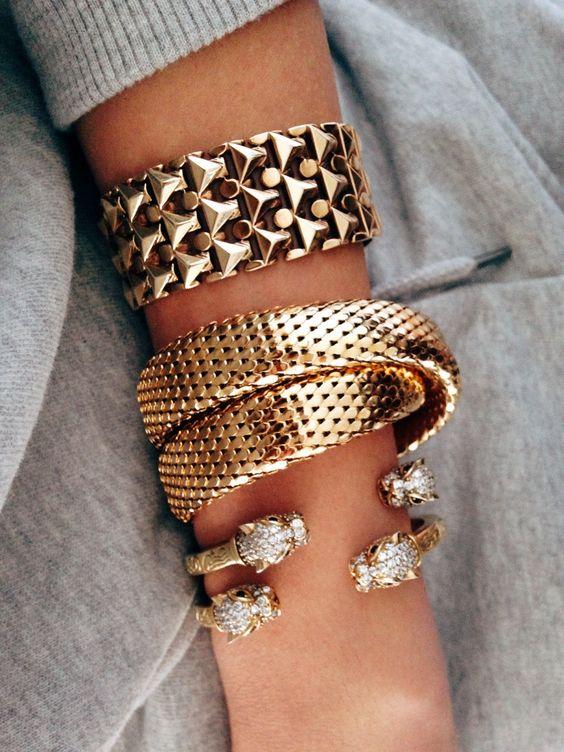 Fashion blogger Shloka Narang of The Silk Sneaker shares her Monday Update
