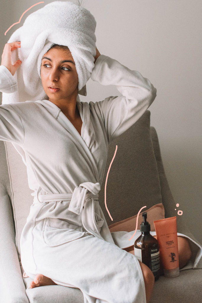 Fashion and beauty blogger Shloka Narang of The Silk Sneaker shares the best shampoo for dry hair to make hair thicker