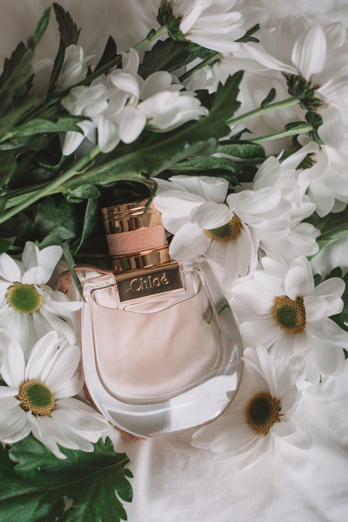 Fashion and beauty blogger Shloka Naran of The Silk Sneaker shares a review on the latest spring perfume from Chloe; Nomade.