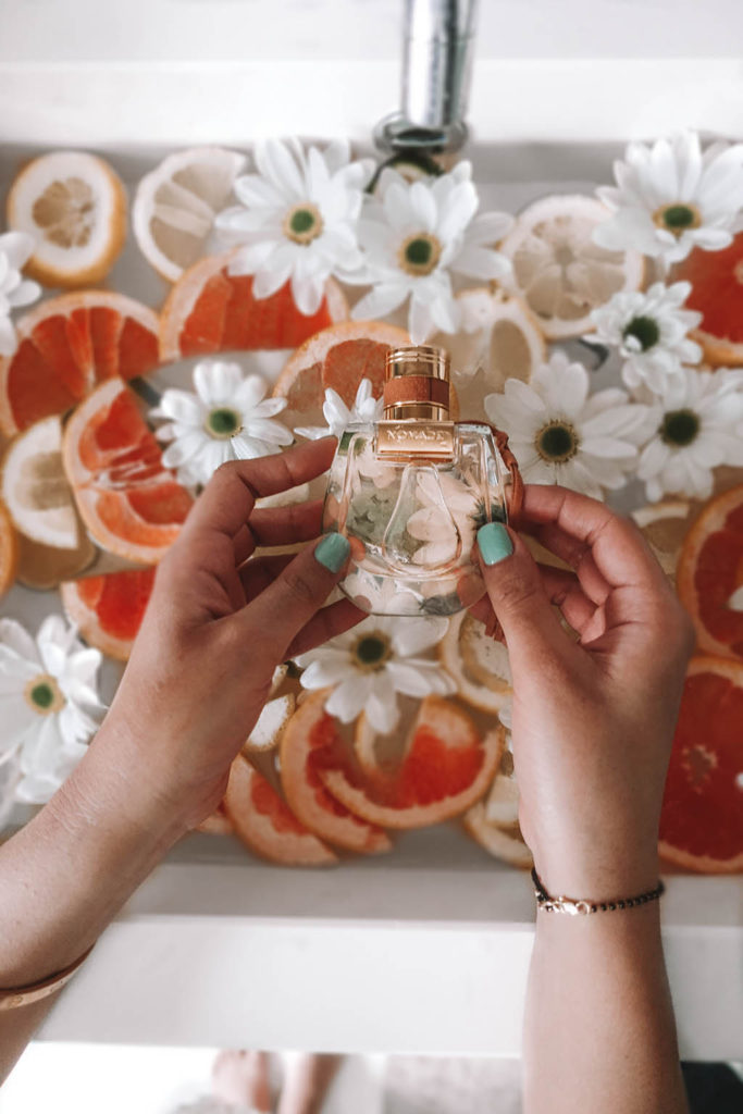 Fashion and beauty blogger Shloka Naran of The Silk Sneaker shares a review on the latest spring perfume from Chloe; Nomade.