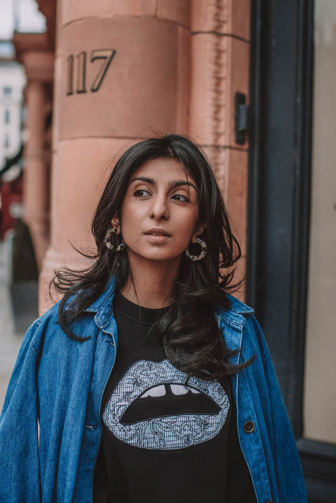 Fashion blogger Shloka Narang of The Silk Sneaker shares how to wear denim on denim for a double denim spring outfit featuring Louis Vuitton and Markus Lupfer