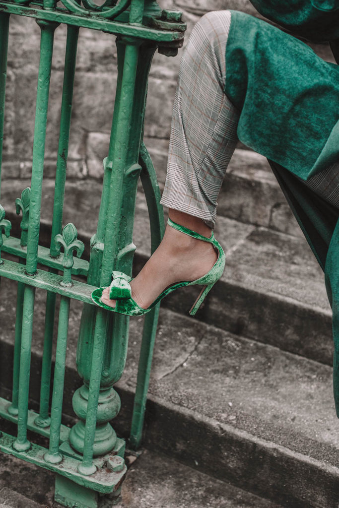 Fashion blogger Shloka Narang of The Silk Sneaker shares another great spring outfit idea, showcasing how petite girls can style oversized pieces with Topshop, Chanel and Valentino.