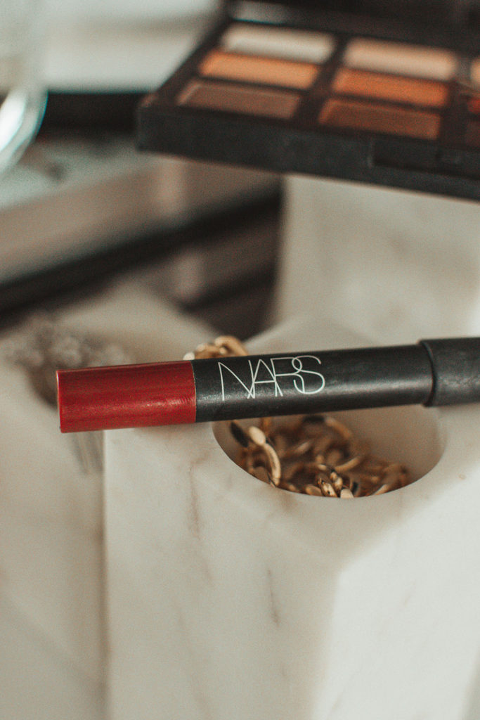 Luxury fashion and Indian beauty blogger Shloka Narang of The Silk Sneaker shares her picks for the best red lipsticks for brown skin tones and indian grils