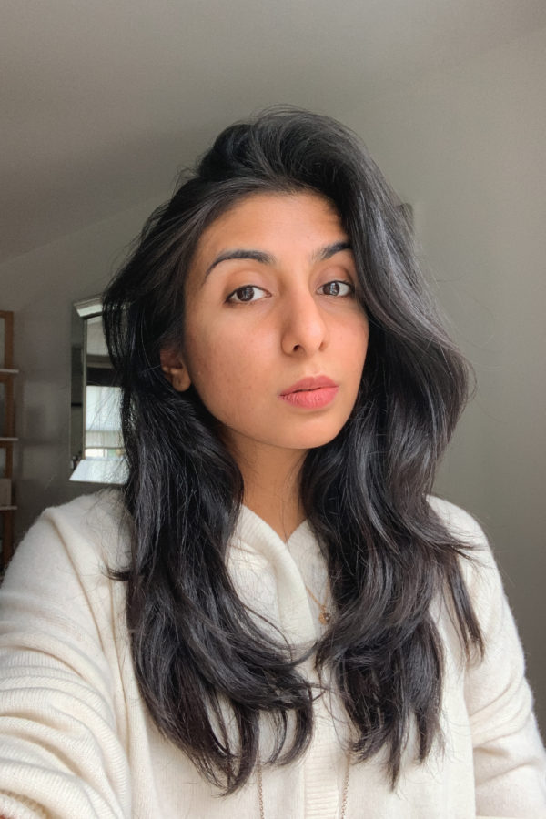 Luxury fashion and Indian beauty blogger Shloka Narang of The Silk Sneaker shares her picks for the best red lipsticks for brown skin tones and indian grils