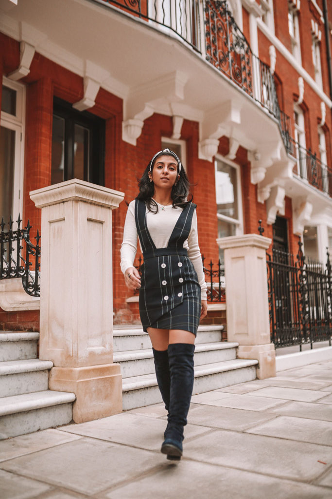 Luxury fashion blogger Shloka Narang shares how to wear a headband as well as a selection of the best headbands available featuring Maje and Stuart Weitzman