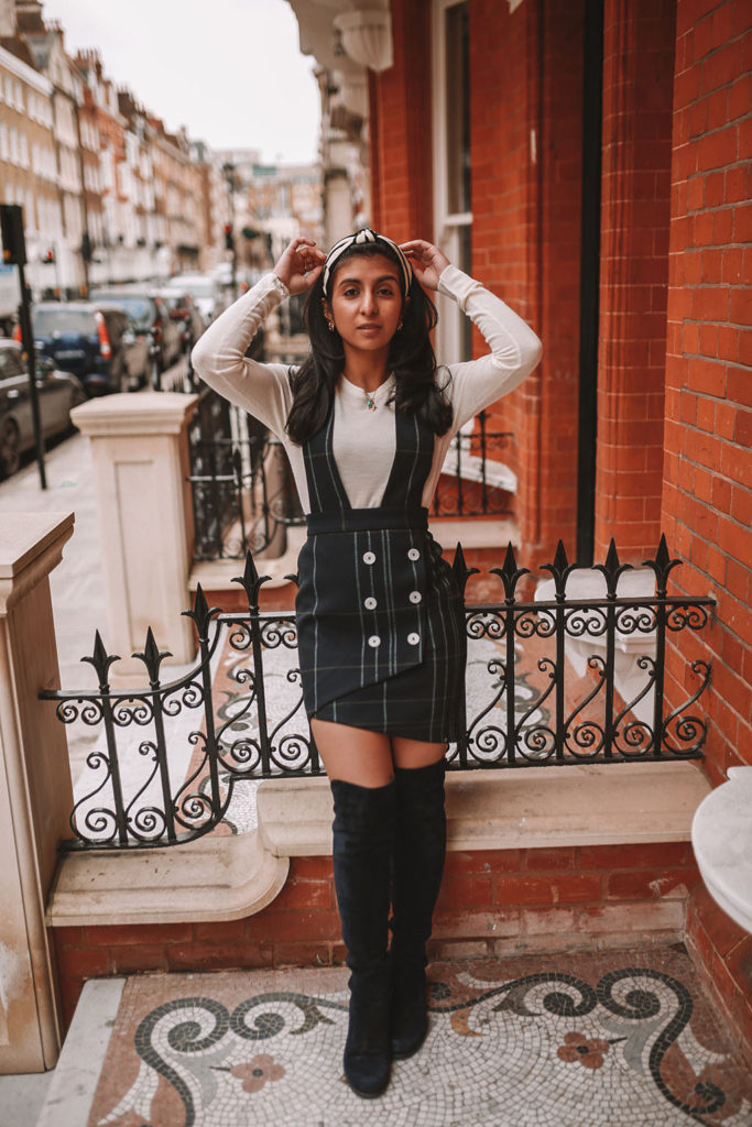 Luxury fashion blogger Shloka Narang shares how to wear a headband as well as a selection of the best headbands available featuring Maje and Stuart Weitzman