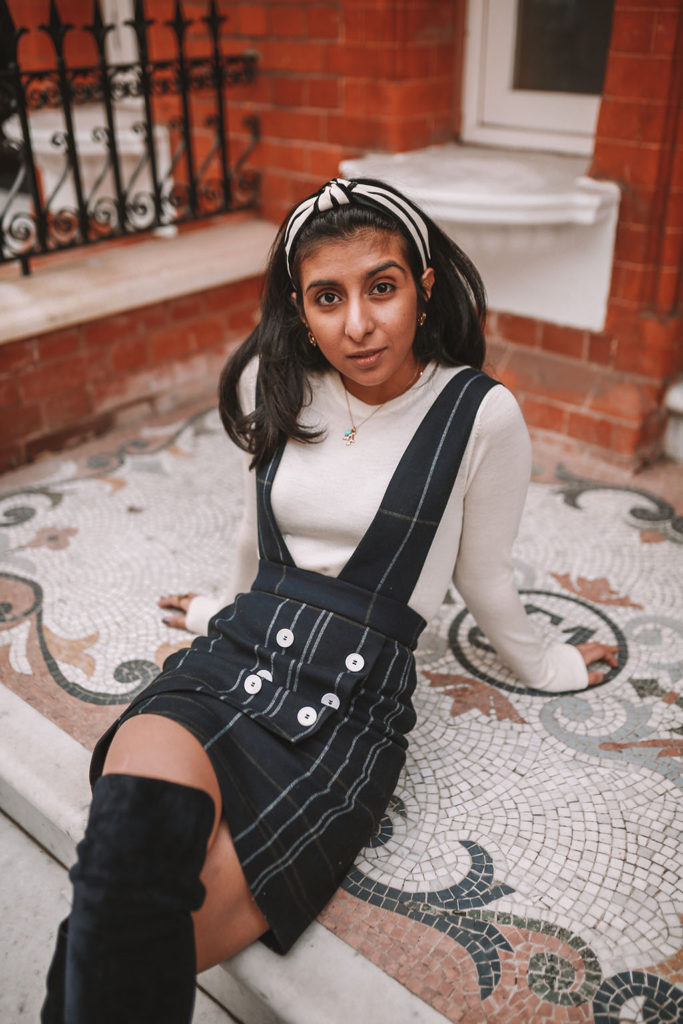 Luxury fashion blogger Shloka Narang shares how to wear a headband as well as a selection of the best headbands available featuring Maje and Stuart Weitzman