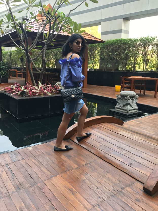 Fashion blogger Shloka Narang of The Silk Sneaker showcases her favourite Mumbai Outfits and street style!1