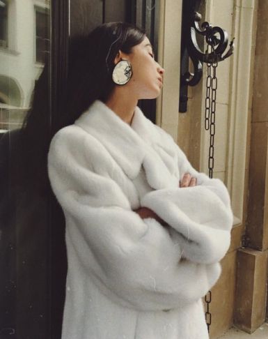 Fashion Blogger Shloka Narang of The Silk Sneaker creates a Friday Wishlist featuring Lily King