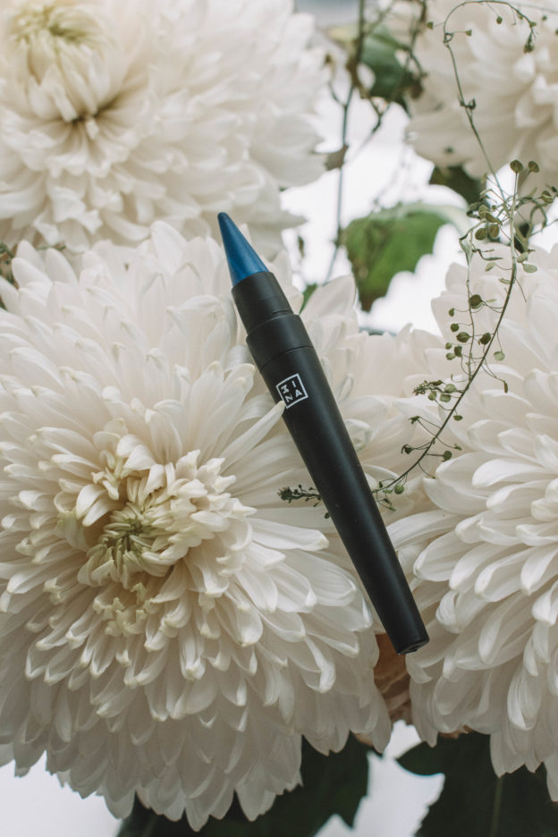 Fashion blogger Shloka Narang shares her makeup bag must have for the month with the best new eyeliner from 3ina