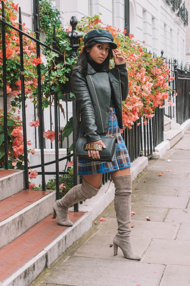 Fashion blogger Shloka Narang of The Silk Sneaker showcases her 5 autumn classic pieces for the perfect fall outfit