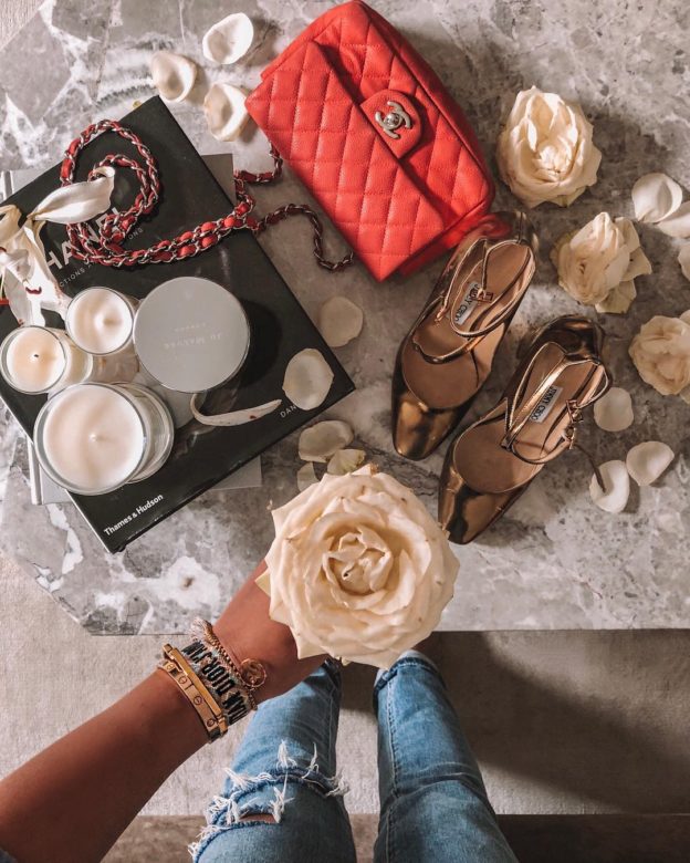 Luxury fashion blogger Shloka Narang of The Silk Sneaker shares how to take a better Instagram photo with her three tipsa