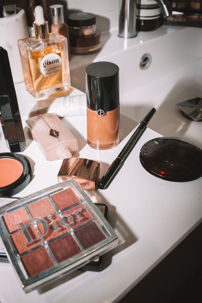 Luxury beauty and fashion blogger Shloka Narang of The Silk Sneaker shares an easy smokey eye tutorial for a holiday party makeup look featuring Armani Beauty