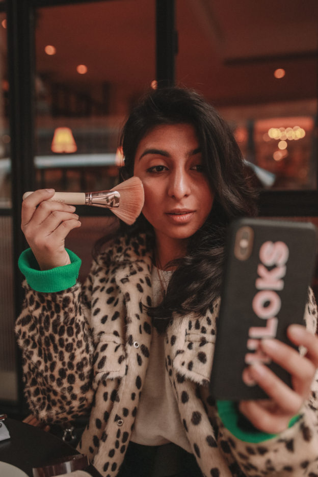 Luxury fashion and Indian beauty blogger Shloka Narang of The Silk Sneaker shares her favourite and the best concealers of 2019 featuring Charlotte Tilbury, NARS and Bare Minerals