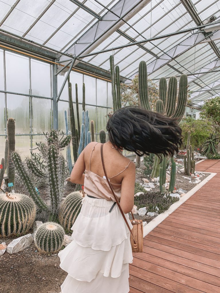 Fashion and beauty blogger Shloka Narang of The Silk Sneaker shares her must know tips about the best shampoo featuring Klorane Aquatic Mint