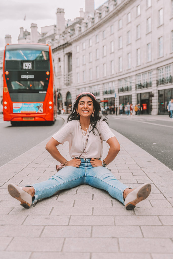Fashion blogger Shloka Narang of The Silk Sneaker shares how to create an easy summer outfit by dressing up jeans and a t shirt