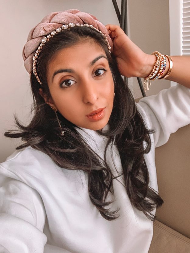 Luxury fashion and beauty blogger Shloka Narang of The Silk Sneaker shares three must know make up tips for indian skin tones and brown skin tones