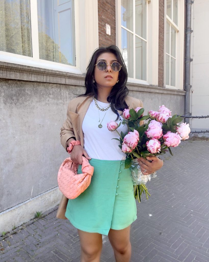 Luxury fashion blogger Shloka Narang of The Silk Sneaker shares how to style green a spring summer 2021 fashion trend