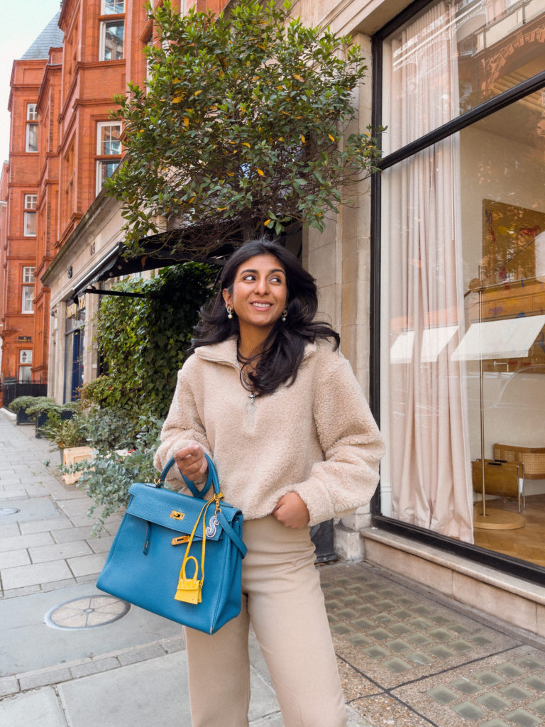 Luxury fashion and beauty blogger Shloka of The Silk Sneaker shares how to transition your skincare routine for autumn and winter for acne prone skin