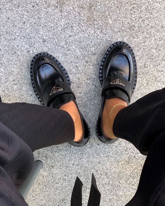 Luxury fashion blogger Shloka Sensarma of The Silk Sneaker shares her favourite trending shoes for spring summer 2022